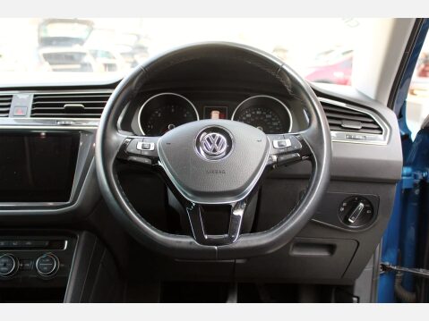 Volkswagen Tiguan MATCH TDI 4MOTION DSG 16