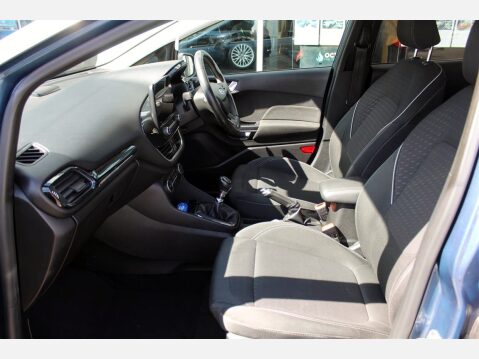 Ford Fiesta TITANIUM 7