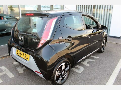Toyota Aygo VVT-I X-CLUSIV X-SHIFT 6