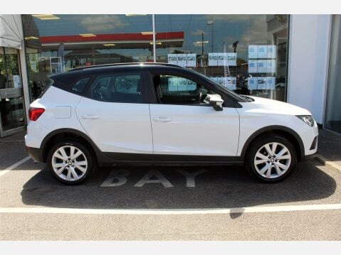 SEAT Arona TSI SE TECHNOLOGY 5