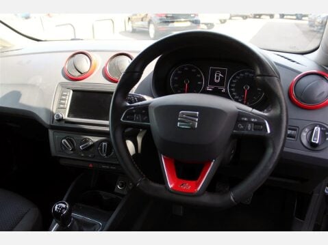 SEAT Ibiza TSI FR RED EDITION TECHNOLOGY 12