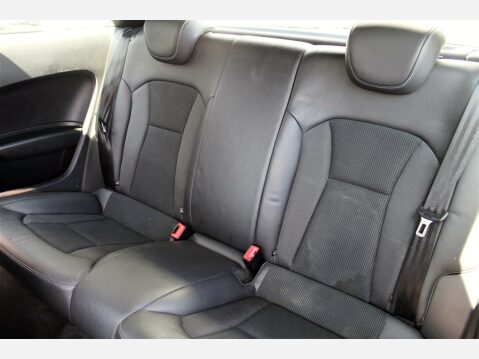 Audi A1 TFSI S-LINE 9