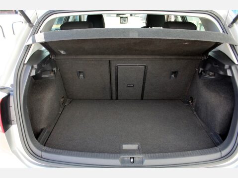 Volkswagen Golf SE TDI BLUEMOTION TECHNOLOGY 6