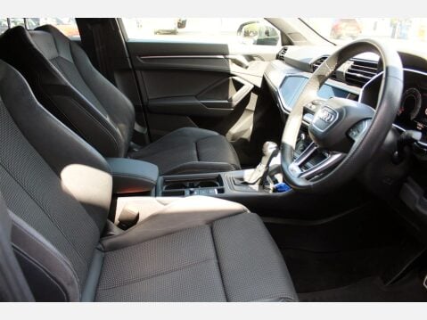 Audi Q3 SPORTBACK TDI S LINE 10