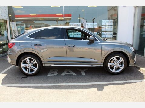Audi Q3 SPORTBACK TDI S LINE 5