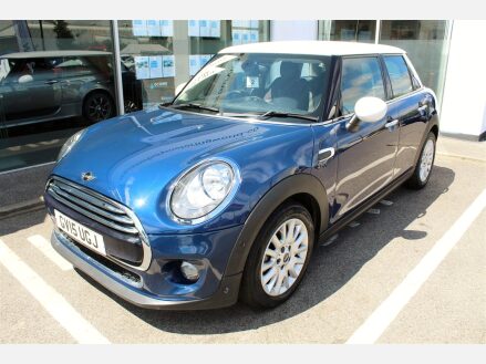 Mini Hatch COOPER