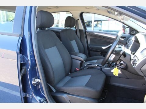 Ford Mondeo GRAPHITE START/STOP 11