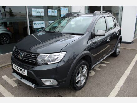 Dacia Sandero Stepway LAUREATE TCE