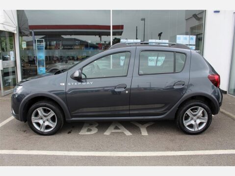 Dacia Sandero Stepway LAUREATE TCE 2