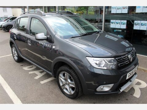 Dacia Sandero Stepway LAUREATE TCE 4