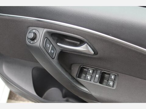 Volkswagen Polo SE TSI 10