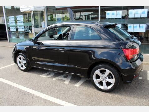 Audi A1 TFSI SPORT 3