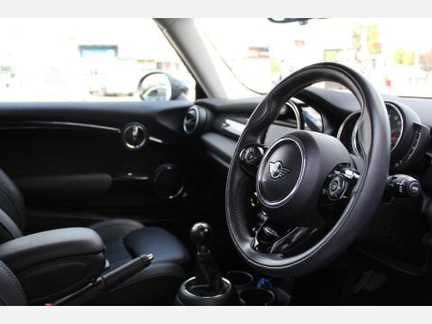 Mini Hatch COOPER EXCLUSIVE 7