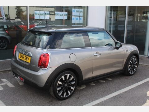 Mini Hatch COOPER EXCLUSIVE 4