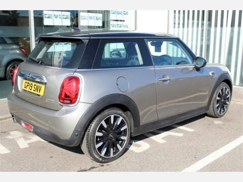 Mini Hatch COOPER EXCLUSIVE 6