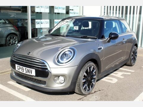 Mini Hatch COOPER EXCLUSIVE 1