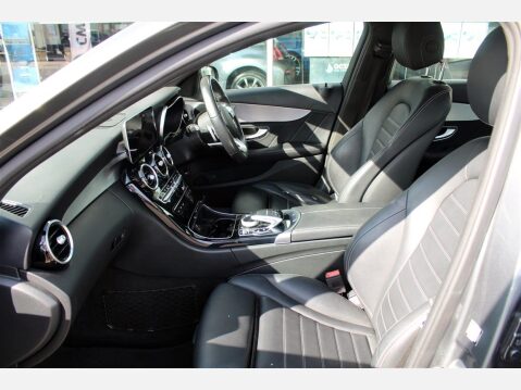 Mercedes-Benz C Class C 220 D AMG LINE PREMIUM 7