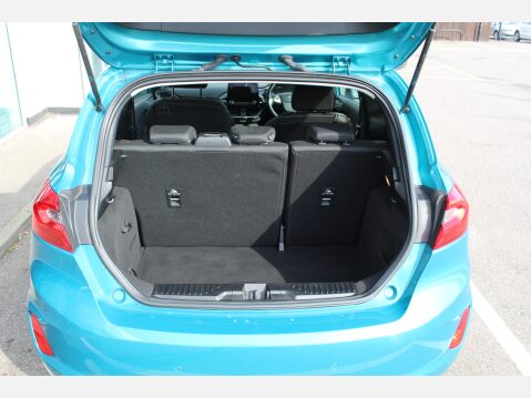 Ford Fiesta TITANIUM 18