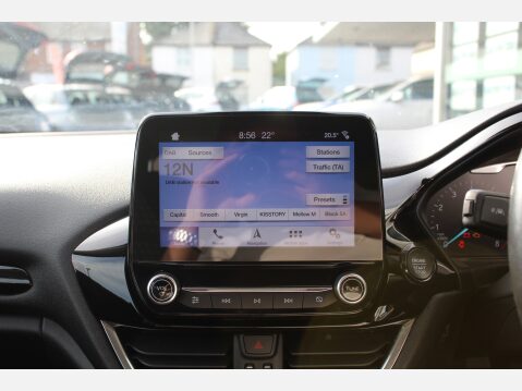 Ford Fiesta TITANIUM 11