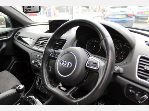 Audi Q3 TFSI BLACK EDITION 7