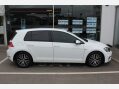Volkswagen Golf SE NAVIGATION TSI EVO DSG 5