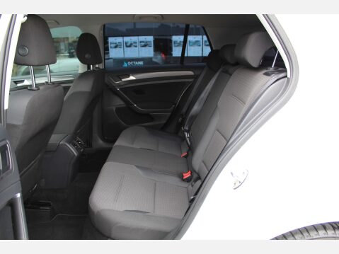 Volkswagen Golf SE NAVIGATION TSI EVO DSG 16