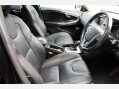 Volvo V40 T3 CROSS COUNTRY PRO 10