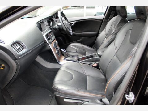 Volvo V40 T3 CROSS COUNTRY PRO 7