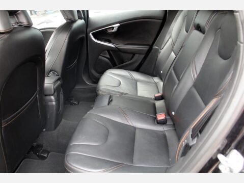 Volvo V40 T3 CROSS COUNTRY PRO 8