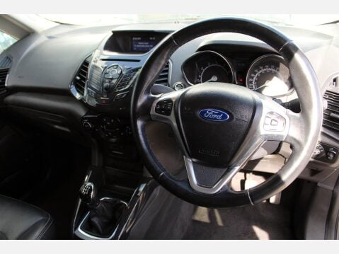 Ford Ecosport TITANIUM 12
