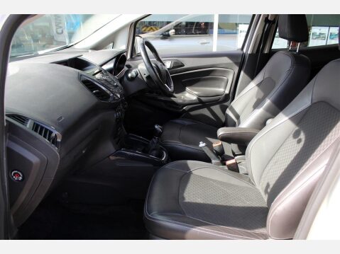 Ford Ecosport TITANIUM 7