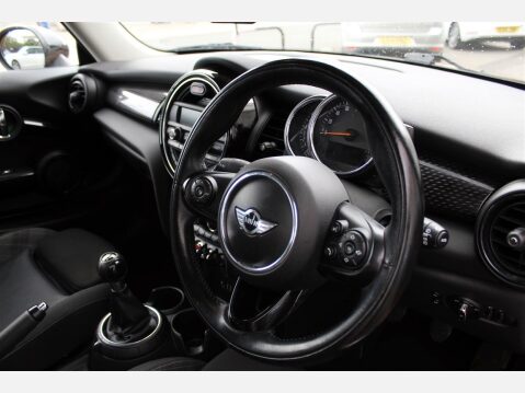 Mini Hatch COOPER S 10