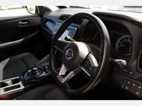 Nissan LEAF N-CONNECTA 14