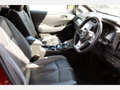 Nissan LEAF TEKNA 13