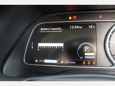 Nissan LEAF TEKNA 7
