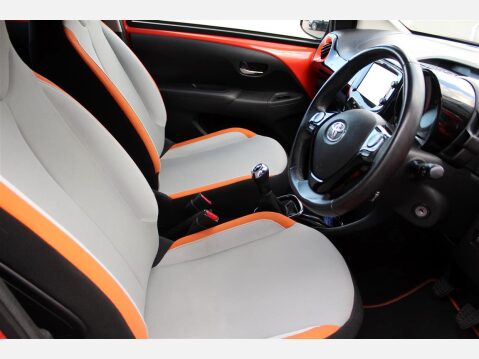 Toyota Aygo VVT-I X-CITE 10