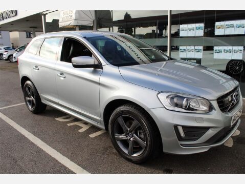 Volvo XC60 D5 R-DESIGN LUX NAV AWD 4