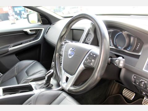 Volvo XC60 D5 R-DESIGN LUX NAV AWD 12