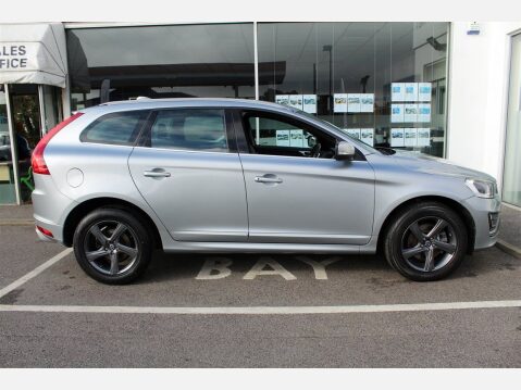 Volvo XC60 D5 R-DESIGN LUX NAV AWD 5