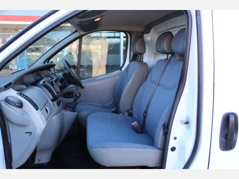 Nissan Primastar SE 2900 LWB DCI SHR 14