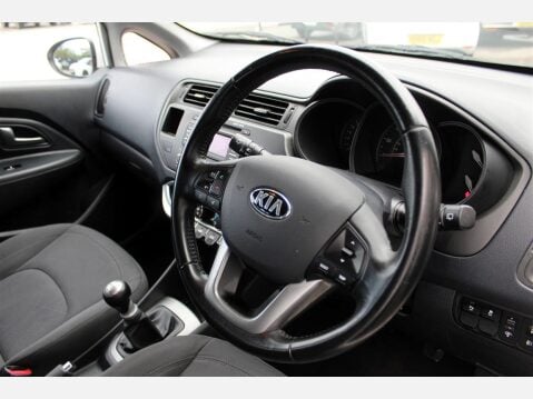 Kia Rio VR7 9