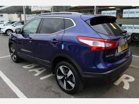Nissan Qashqai N-TEC PLUS DIG-T 3