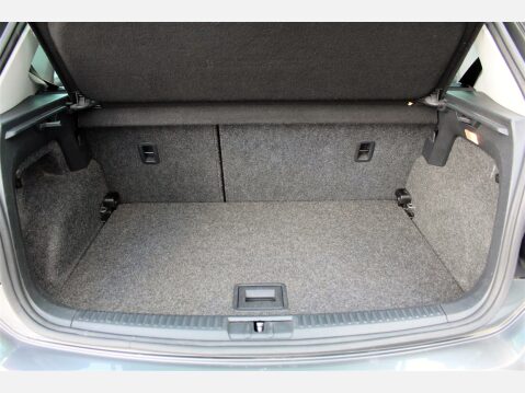 Volkswagen Polo MATCH 9