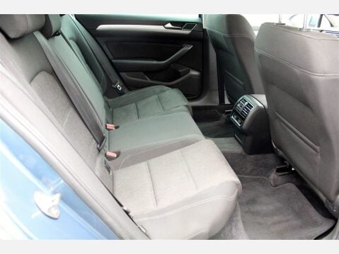 Volkswagen Passat SE BUSINESS TDI BLUEMOTION TECHNOLOGY DSG 10