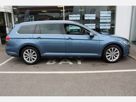 Volkswagen Passat SE BUSINESS TDI BLUEMOTION TECHNOLOGY DSG 5