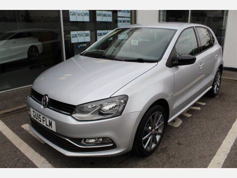 Volkswagen Polo SE DESIGN 1