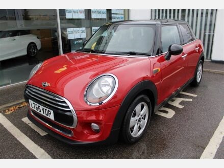 Mini Hatch COOPER