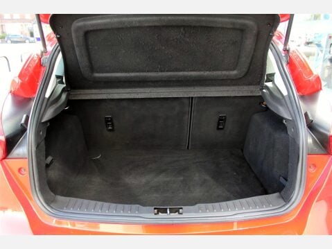 Ford Focus ZETEC TDCI 9