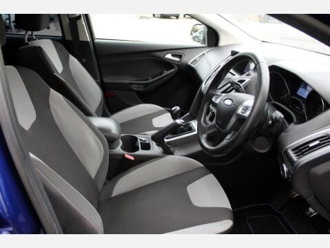 Ford Focus ZETEC S TDCI 9