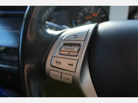 Nissan Qashqai N-TEC DIG-T 10